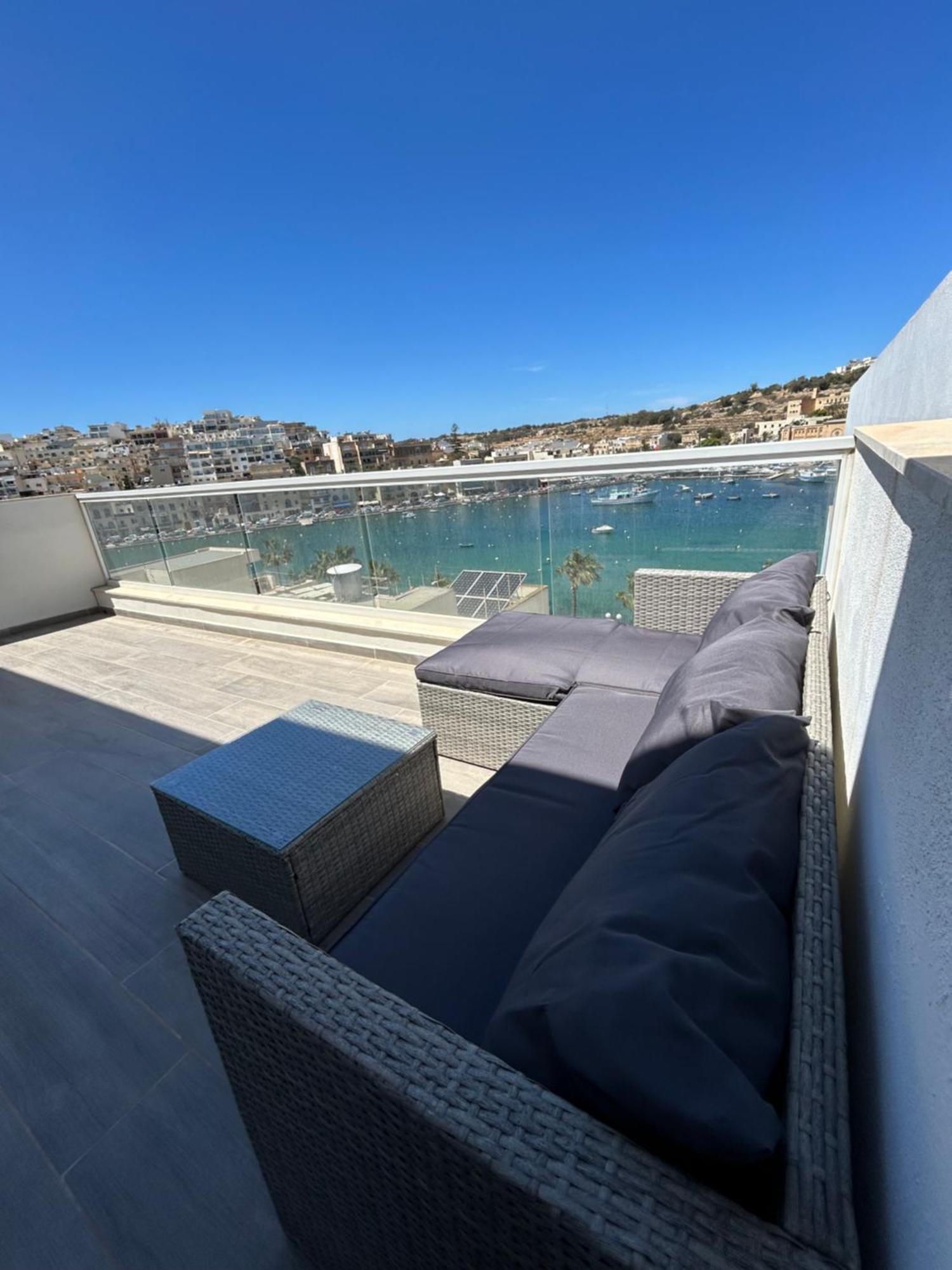Seaview Setters Penthouse Marsaskala Lägenhet Exteriör bild